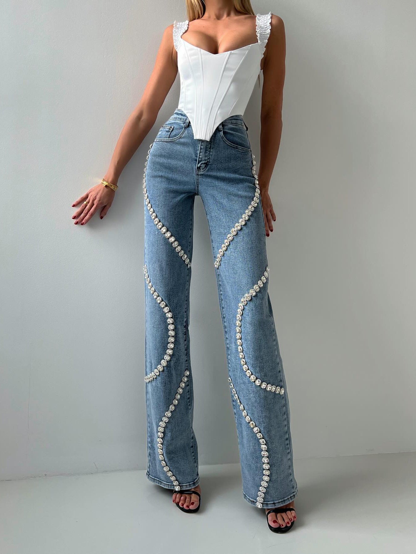 Loose Straight Leg Jeans And Fashionable Casual Pants